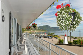  Auberge sur Mer  Сен-Симеон